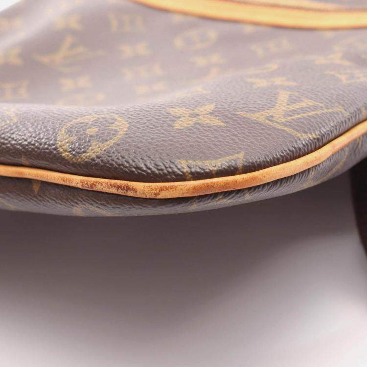 Pre Owned Louis Vuitton Pochette Bosphore Shoulder Crossbody Bag  Monogram