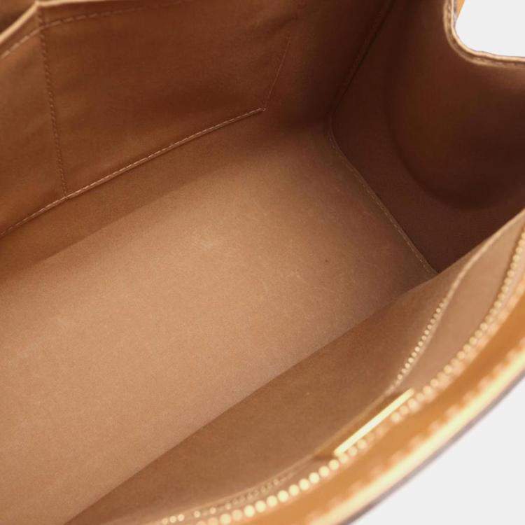 Pre Owned Louis Vuitton Blair MM Beige Monogram Vernis Leather Shoulder Bag