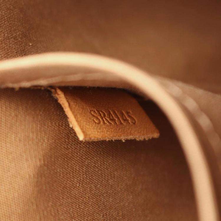Pre Owned Louis Vuitton Blair MM Beige Monogram Vernis Leather Shoulder Bag