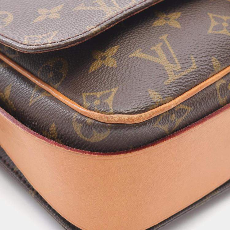 مملوكة مسبقًا Louis Vuitton Cartouchiere 26 Gm Crossbosy Shoulder Bag  Monogram