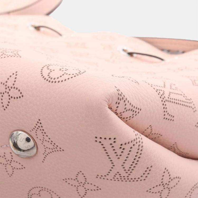 مملوكة مسبقًا Louis Vuitton Bella Mahina Leather Rose Jasmine Chain Shoulder Handbag