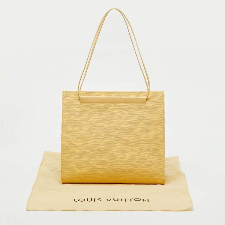 Pre Owned Louis Vuitton Vanilla Epi Leather Saint Tropez Bag