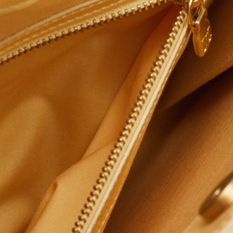 Pre Owned Louis Vuitton Vanilla Epi Leather Saint Tropez Bag
