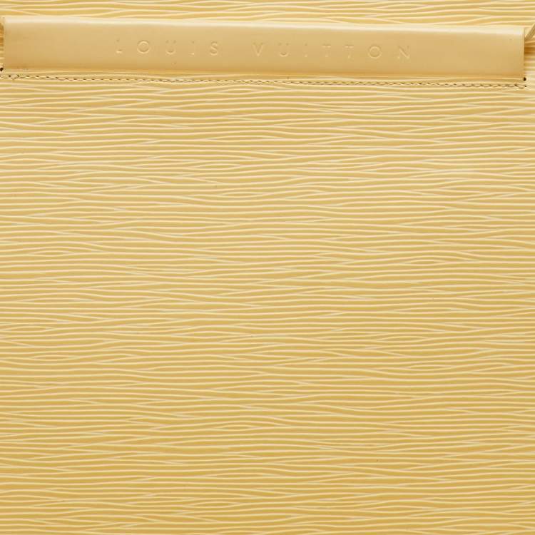Pre Owned Louis Vuitton Vanilla Epi Leather Saint Tropez Bag