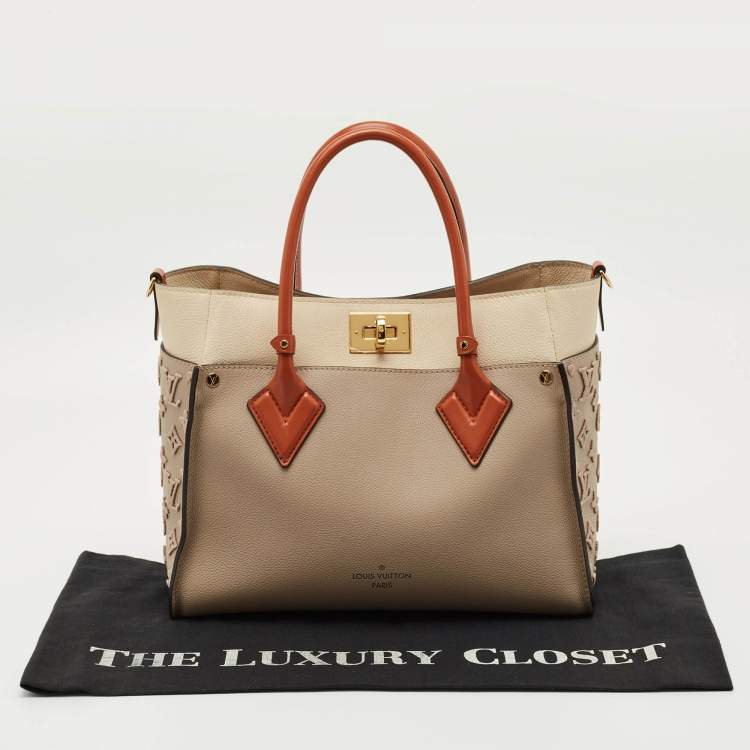 Pre Owned Louis Vuitton Galet Monogram Tufting Leather On My Side MM Bag 