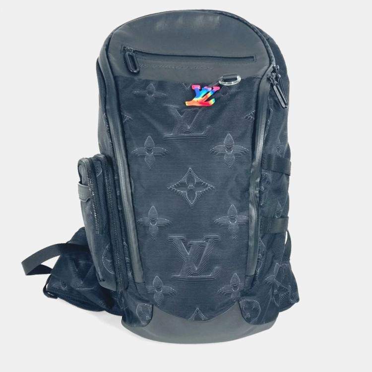 مملوكة مسبقًا Louis Vuitton 3D Monogram Black Nylon Leather Backpack 