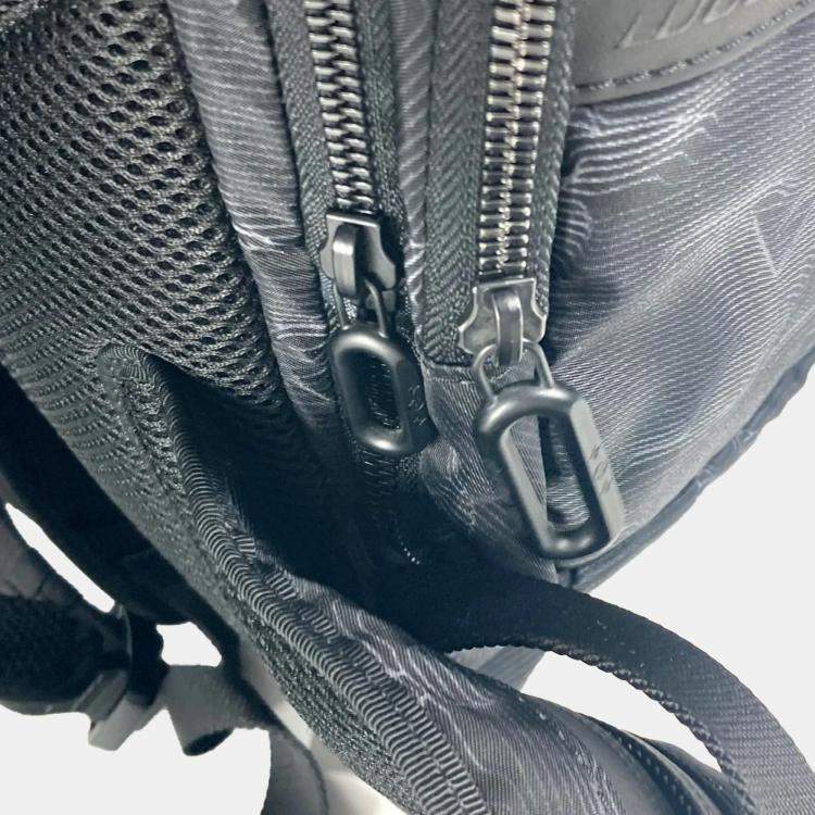 مملوكة مسبقًا Louis Vuitton 3D Monogram Black Nylon Leather Backpack 