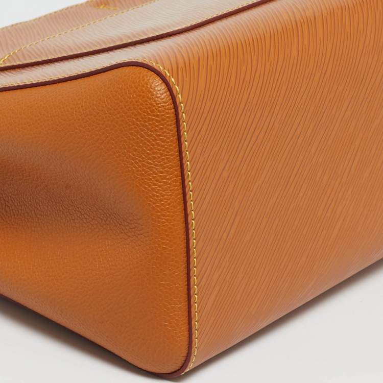 Pre Owned Louis Vuitton Gold Honey Epi Leather Maralle MM Bag