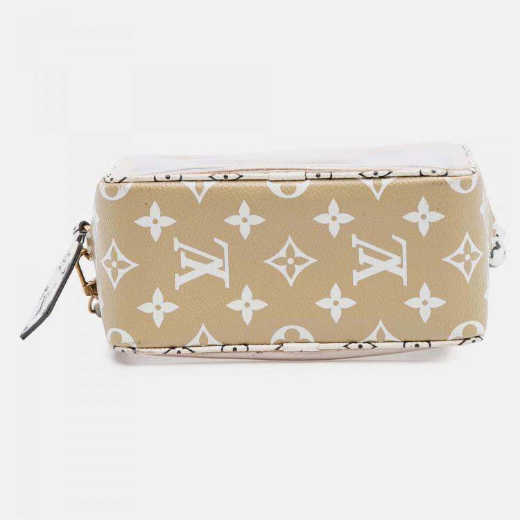 Pre Owned Louis Vuitton Green Monogram Giant Jungle Beach Pouch