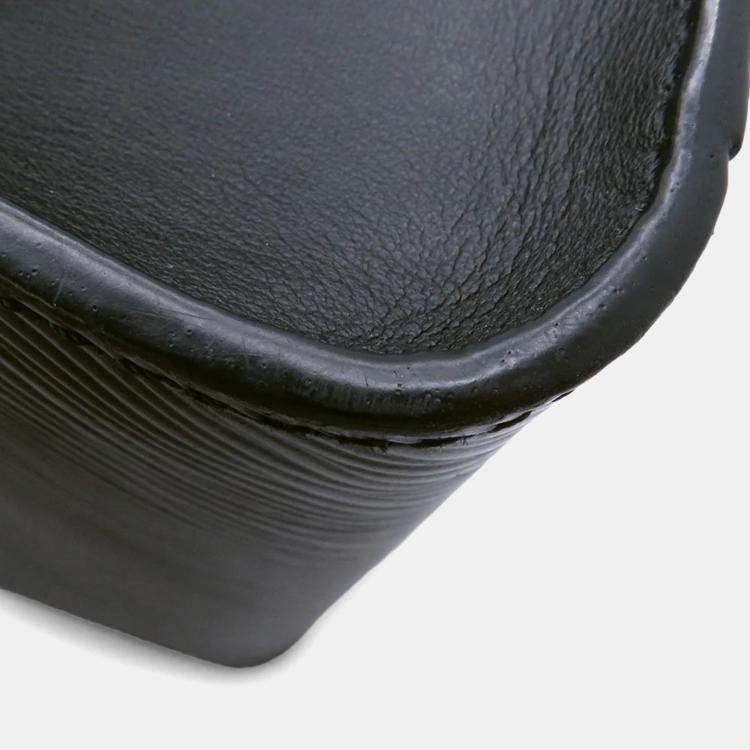 مملوكة مسبقًا Louis Vuitton Sac Plat BB Noir Epi Leather Handbag