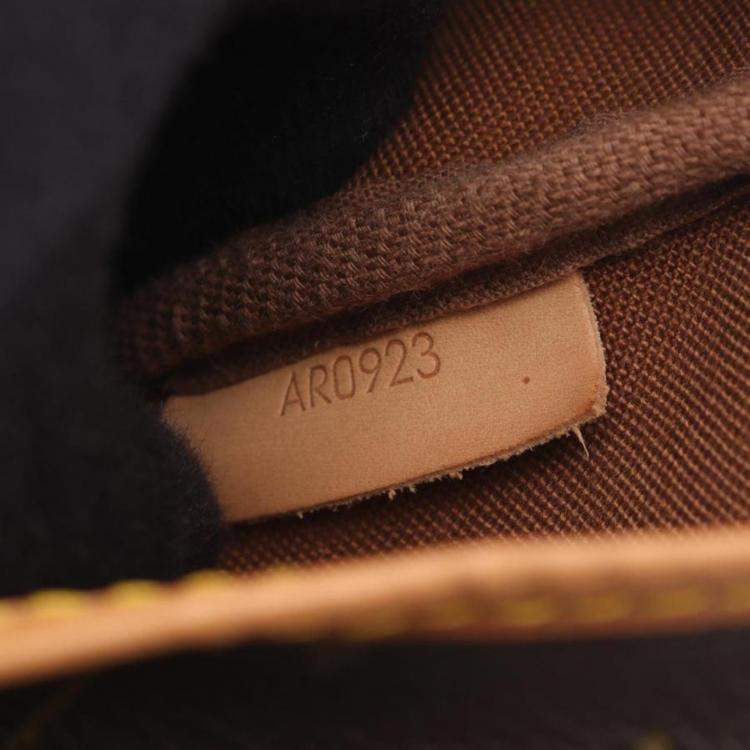 مملوكة مسبقًا Louis Vuitton Saumur 30 Crossbody Shoulder Bag Monogram Canvas