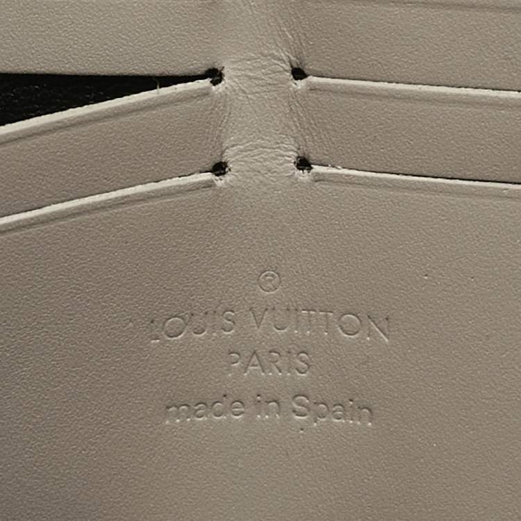 Pre Owned Louis Vuitton Grey Suhali Leather Zip Continental Wallet