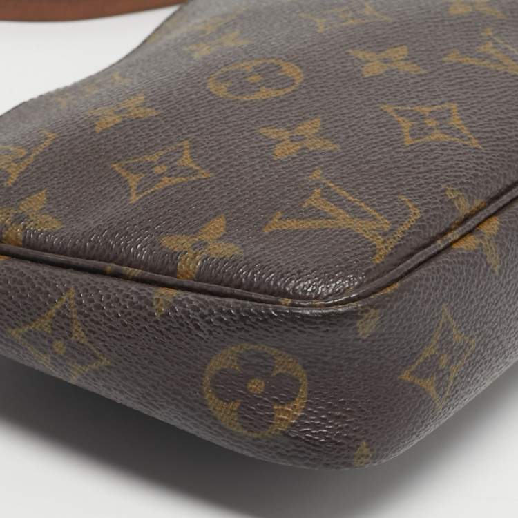 Pre Owned Louis Vuitton Monogram Canvas Pochette Accessoires Bag
