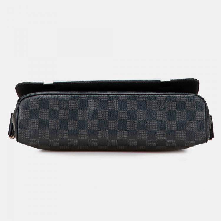 Pre Owned Louis Vuitton Black Damier Graphite District MM