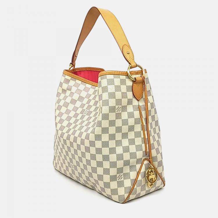 مملوكة مسبقًا Louis Vuitton White Coated Canvas Azure Delightful MM