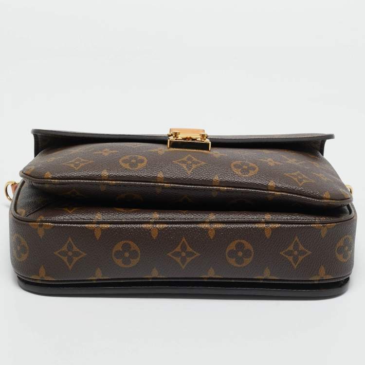 Pre Owned Louis Vuitton Monogram Canvas Pochette Metis Bag