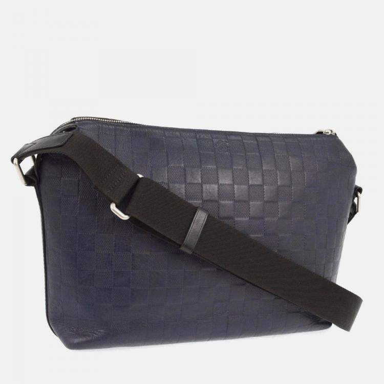 Pre Owned Louis Vuitton Black Damier Infini Discovery Messenger PM