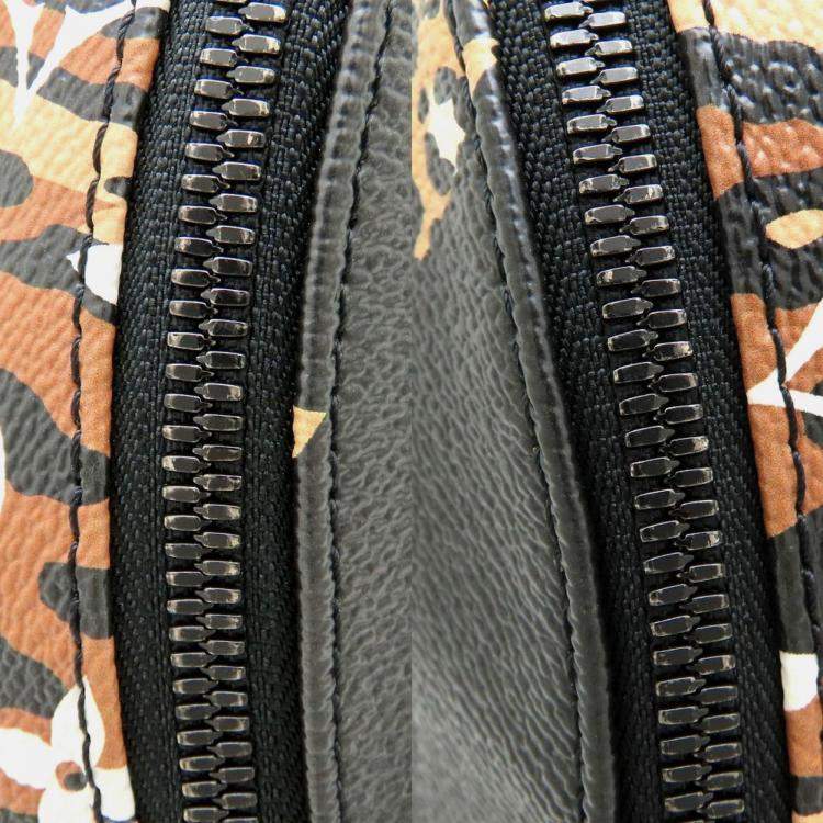 مملوكة مسبقًا Louis Vuitton Monogram Jungle Palm Springs Pm Backpack Leopard Print Black And Brown
