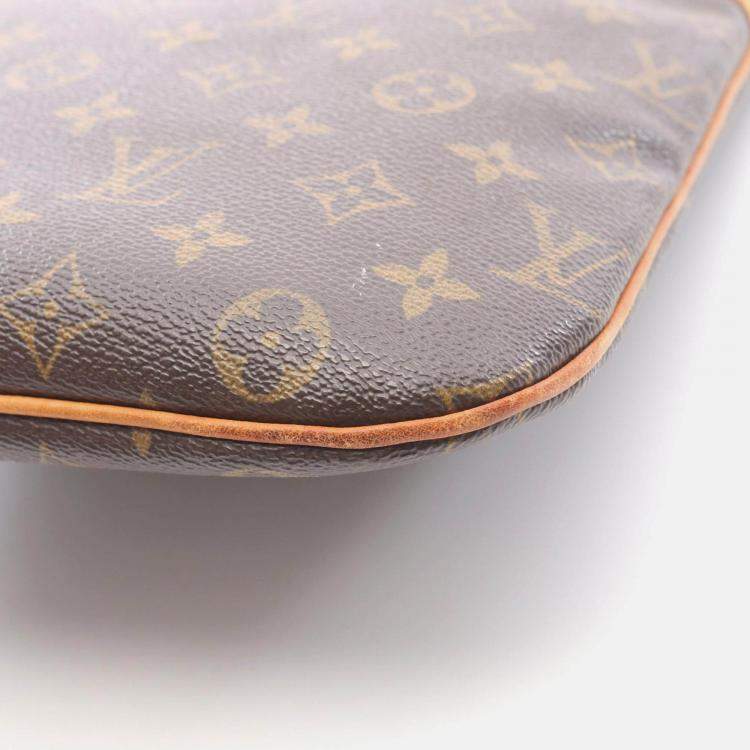 Pre Owned Louis Vuitton Pochette Bosphorele Shoulder Bag  Monogram Canvas