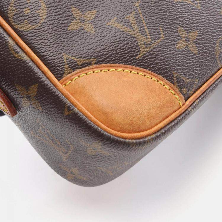 Pre Owned Louis Vuitton Blois Crossbody Shoulder Bag  Monogram Canvas Brown