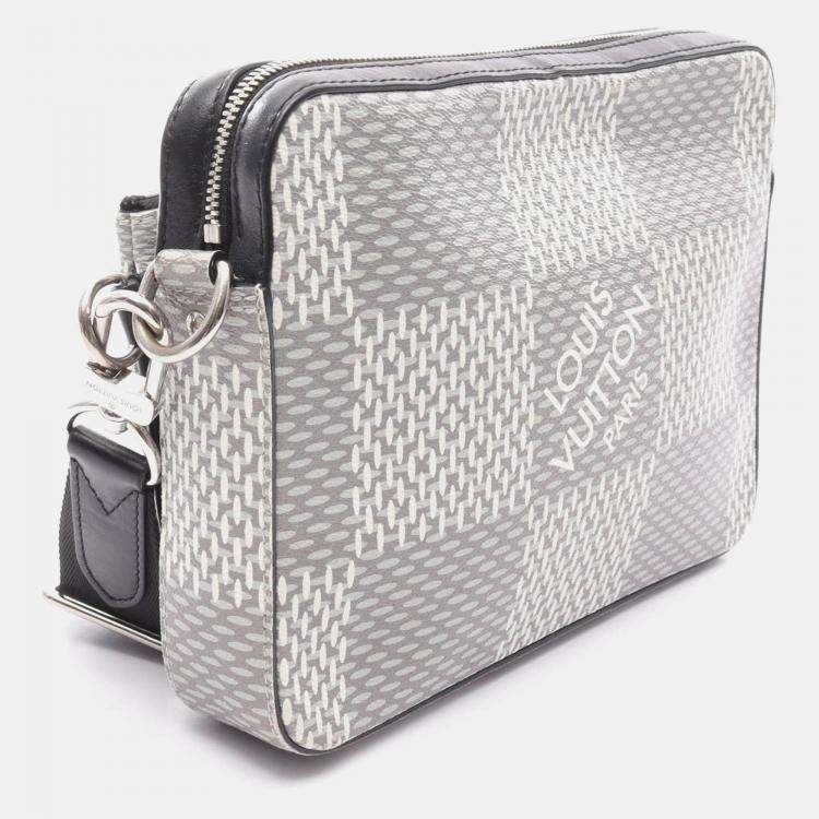 Pre Owned Louis Vuitton Trio Messenger 3D Crossbody Shoulder Bag  Damier Graphite