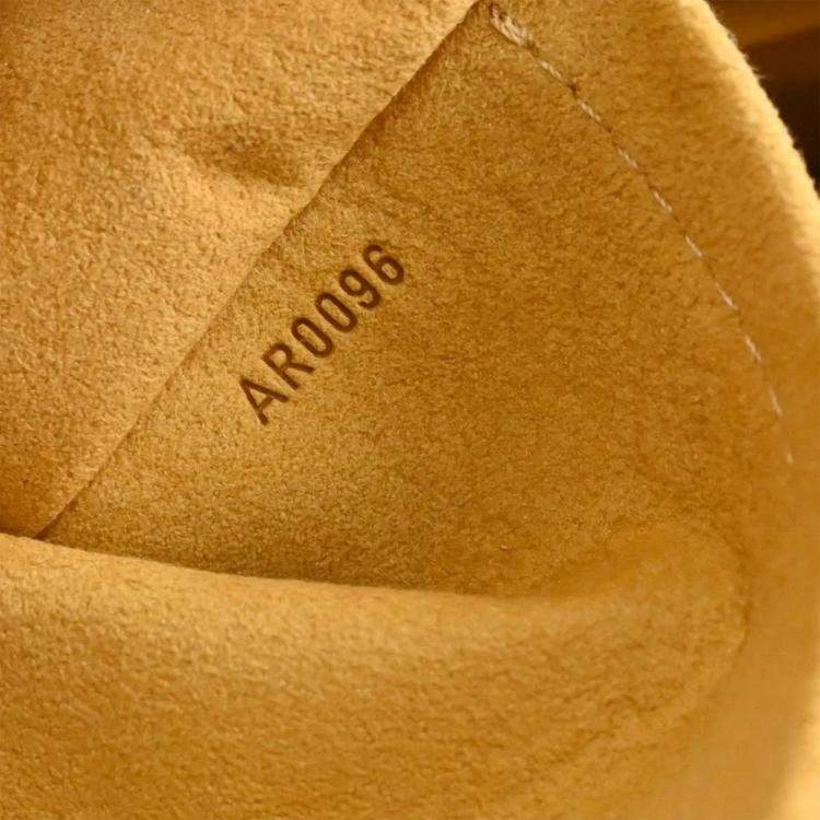 Pre Owned Louis Vuitton Blue Monogram Denim Cabas Raye GM 2way Tote