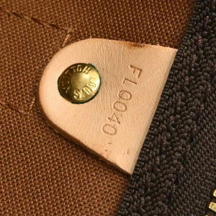 مملوكة مسبقًا Louis Vuitton Monogram Keepall 60 Duffle Handbag