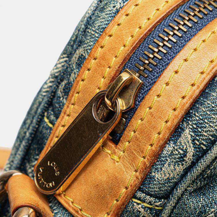 Pre Owned Louis Vuitton Blue Monogram Denim Camera Bag