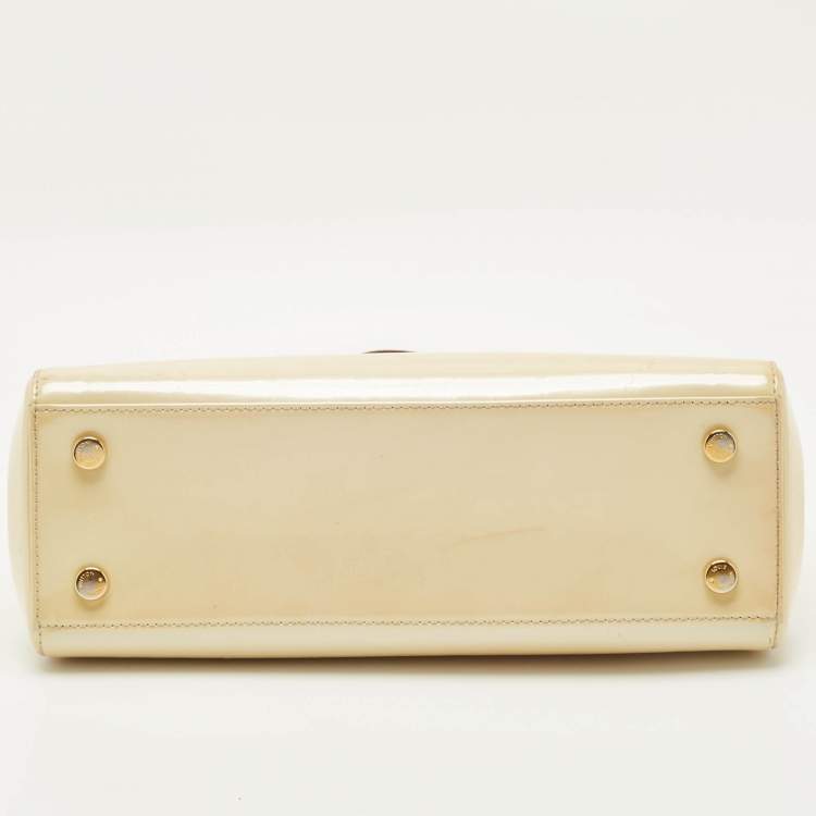 Pre Owned Louis Vuitton Blanc Corail Monogram Vernis Brea MM Bag