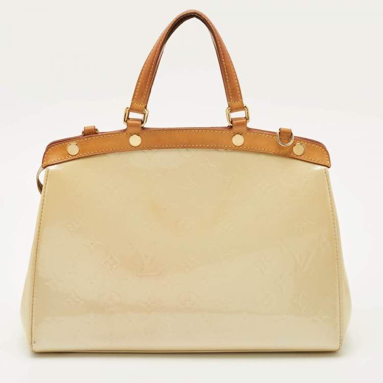Pre Owned Louis Vuitton Blanc Corail Monogram Vernis Brea MM Bag