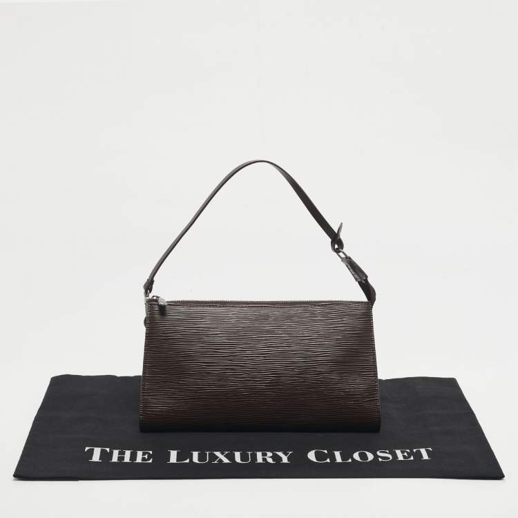 Pre Owned Louis Vuitton Moka Epi Leather Pochette Accessoires Bag