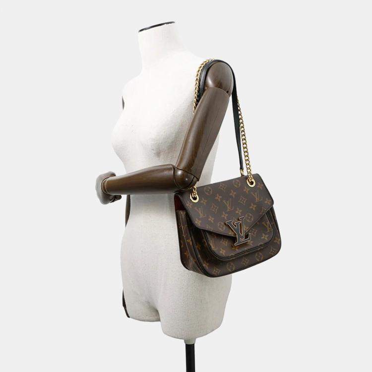 Pre Owned Louis Vuitton Passy Red Monogram