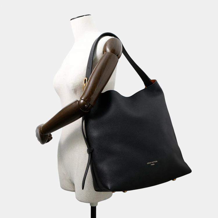 Pre Owned Louis Vuitton Lowkey Hobo Noir Grained Calf Leather Size MM