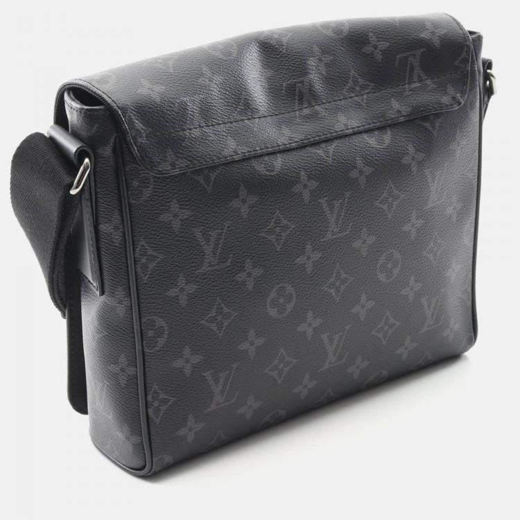 Pre Owned Louis Vuitton District PM NM Monogram Eclipse Crossbody Bag