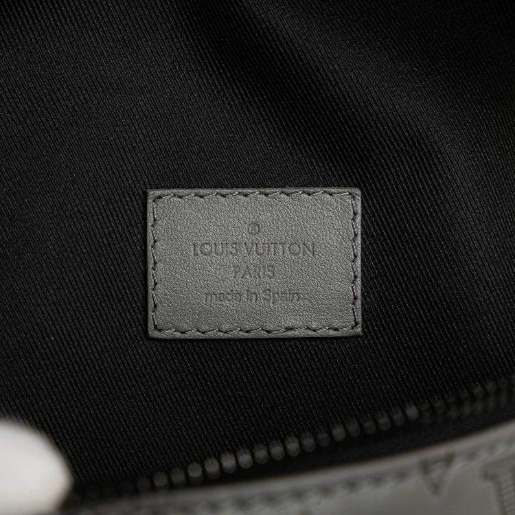 Pre Owned Louis Vuitton Grey Monogram Shadow Discovery Bumbag