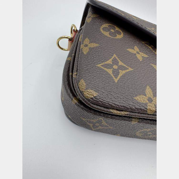 Pre Owned Louis Vuitton Monogram Canvas Pochette Metis East West Bag