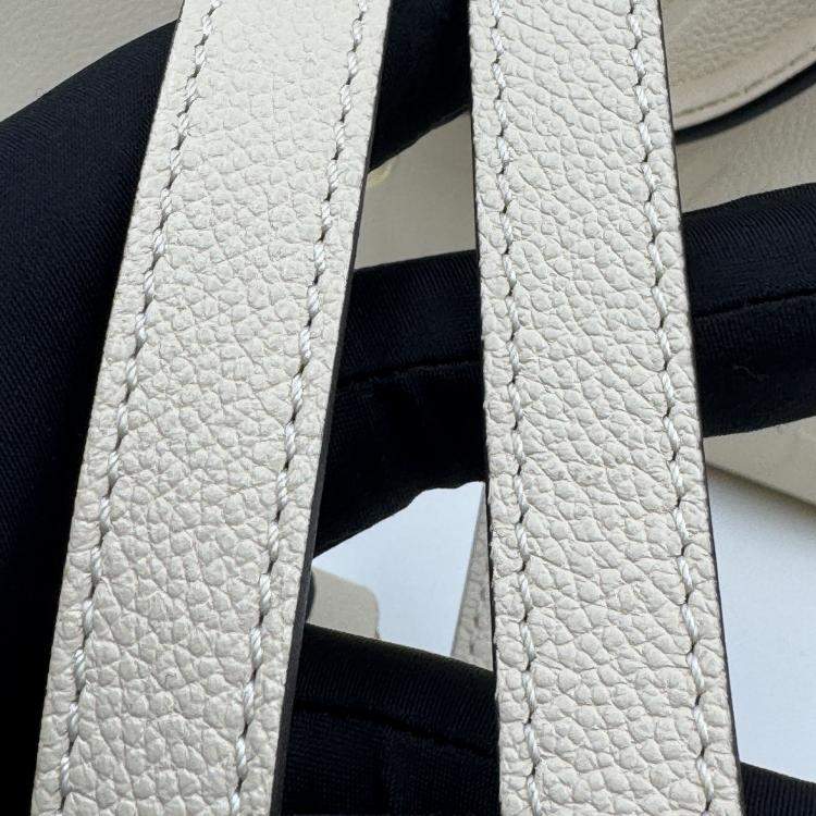 Pre Owned Louis Vuitton Onthego white Monogram Empreinte Leather Size PM