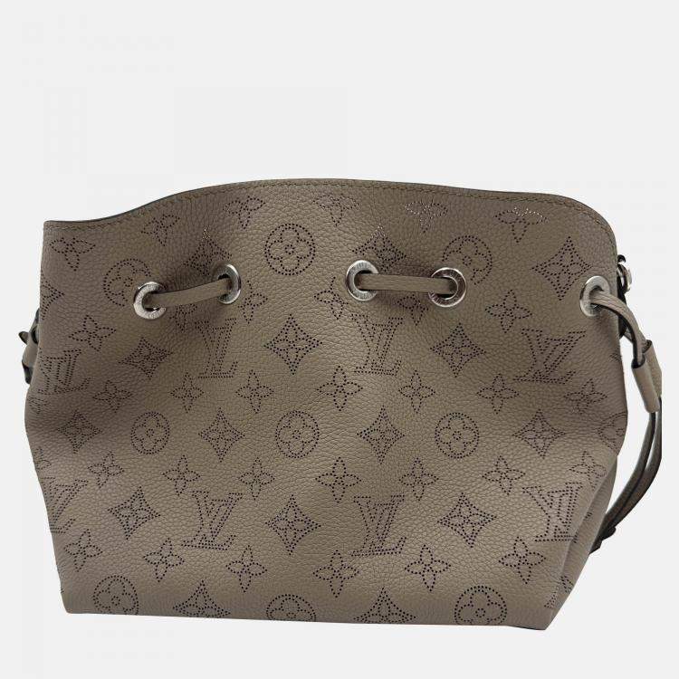 Pre Owned Louis Vuitton Bella Galet Monogram Mahina Shoulder Bag