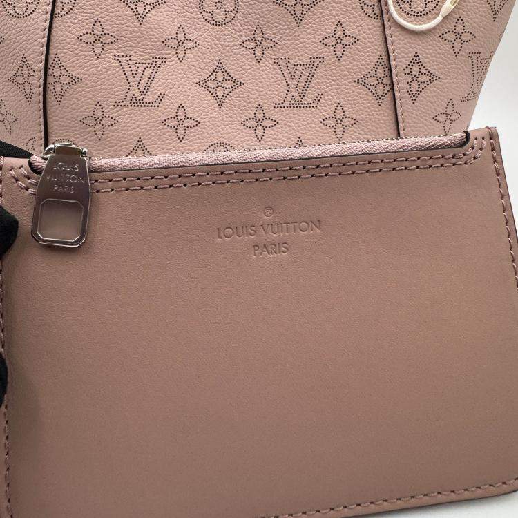 Pre Owned Louis Vuitton Mahina Hina PM