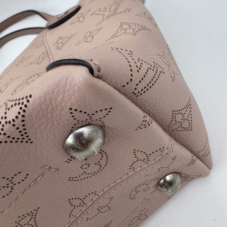 Pre Owned Louis Vuitton Mahina Hina PM