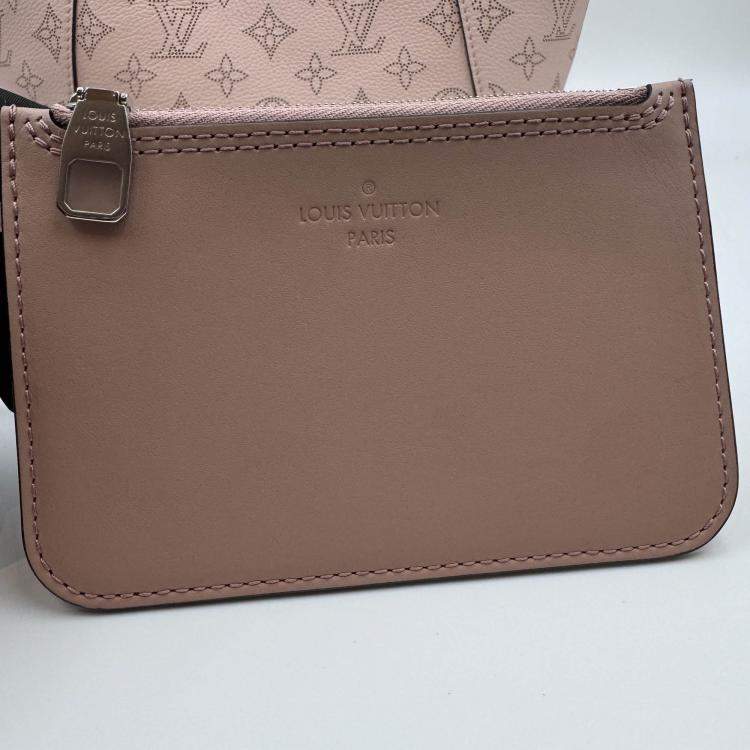 Pre Owned Louis Vuitton Mahina Hina PM