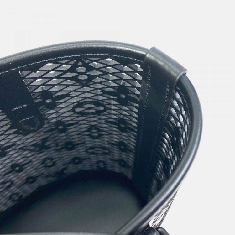 Pre Owned Louis Vuitton Monogram Lace PM Black Plastic Bucket Bag