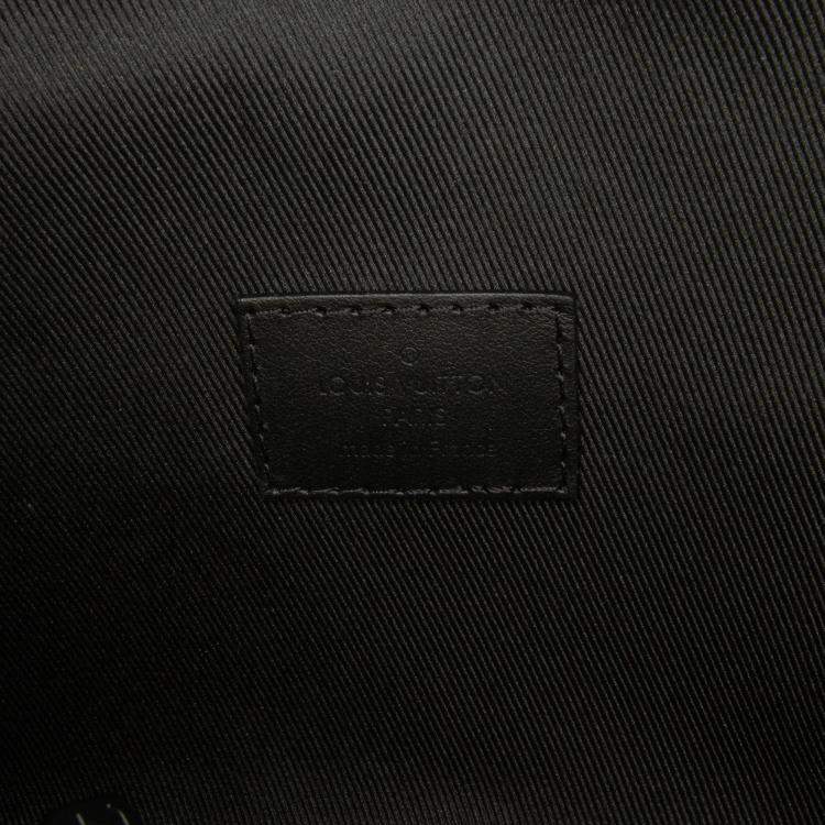 Pre Owned Louis Vuitton Black Monogram Taurillon Steamer Wearable Wallet