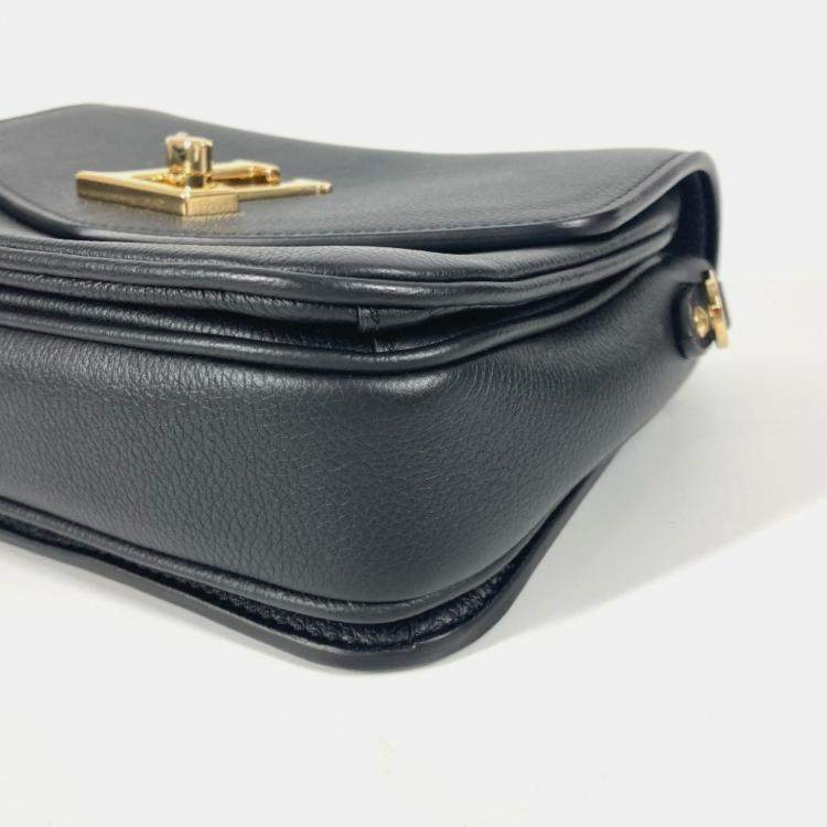 Pre Owned Louis Vuitton Oxford Lockme Black Leather Crossbody Bag