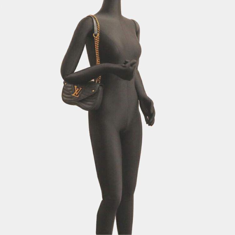 Pre Owned Louis Vuitton New Wave Chain Bag Shoulder Leather Noir (Black)