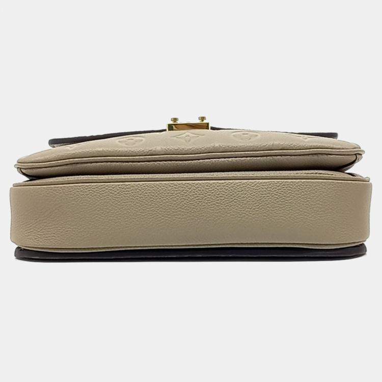 Pre Owned Louis Vuitton Beige Leather Empreinte Pochette Metis