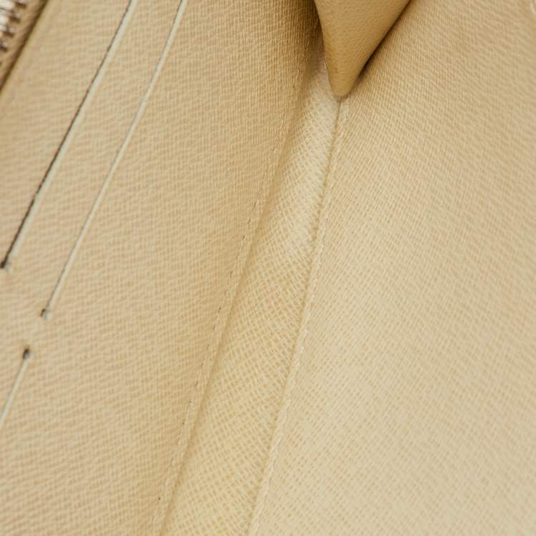 Pre Owned Louis Vuitton Ivorie Epi Leather Zippy Wallet