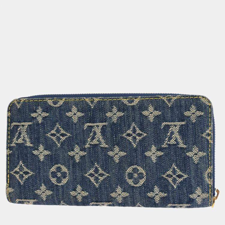 Pre Owned Louis Vuitton Blue Monogram Denim Zippy Wallet