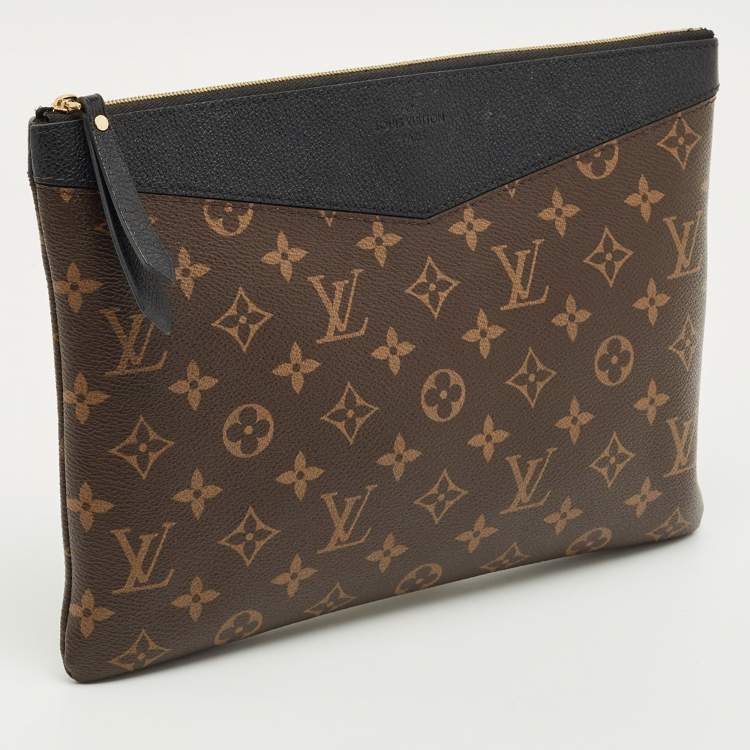 Pre Owned Louis Vuitton Black Monogram Canvas Daily Pouch