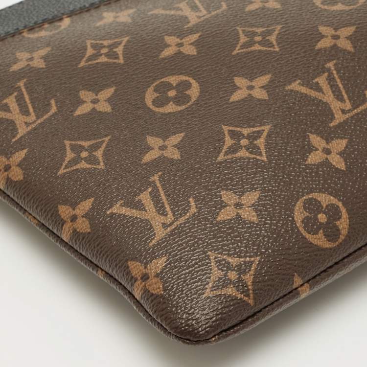 Pre Owned Louis Vuitton Black Monogram Canvas Daily Pouch